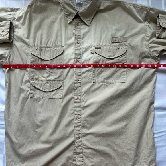 Columbia Performance Fishing Gear Tan Vented Long sleeve Buttoned Top - Picture 6 of 15